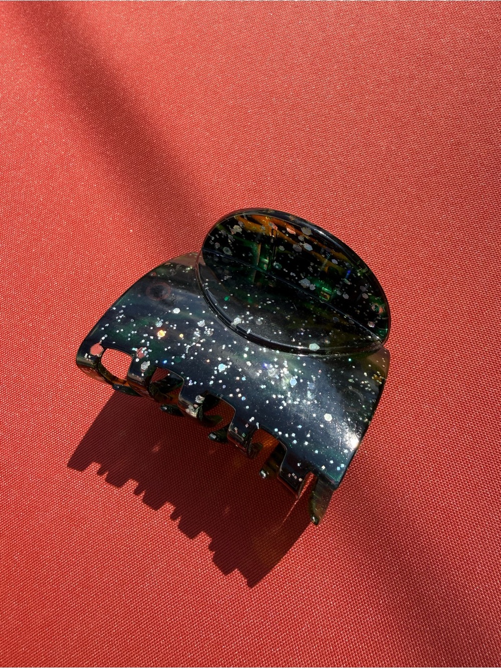 Galaxy Speckled Resin Hair Claw Clip — green with silver
